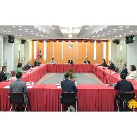 行政長官岑浩輝就制定本年度施政報告聽取澳區省級政協委員聯誼會意見