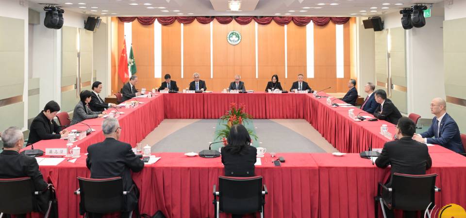 行政長官岑浩輝就制定今年施政報告聽取澳區全國人大代表意見