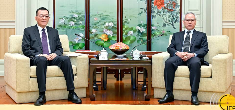 行政長官岑浩輝與廣東省檢察院黨組書記、檢察長馮鍵會面