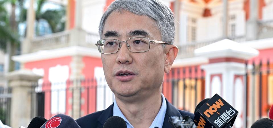 André Cheong salienta incentivo de Xia Baolong às associações patriotas para apoiarem plenamente a acção governativa nos termos da Lei