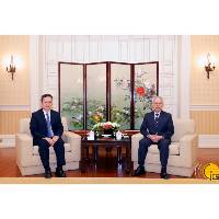 Chefe do Executivo reúne-se com presidente da Academia Chinesa de Ciências Sociais