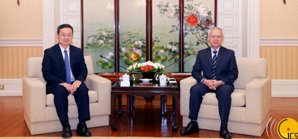 Chefe do Executivo reúne-se com presidente da Academia Chinesa de Ciências Sociais
