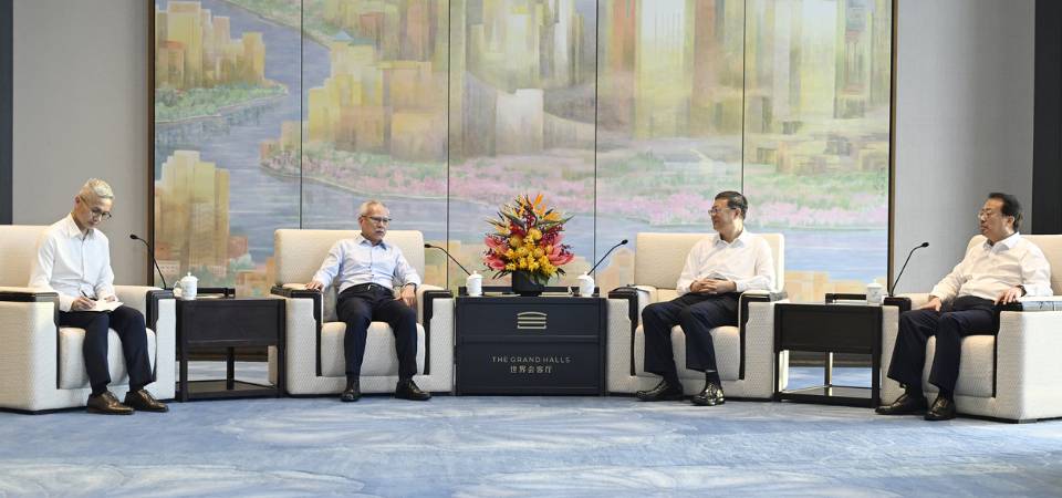 行政长官岑浩辉与上海市委书记陈吉宁、市长龚正会面