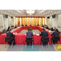 行政長官岑浩輝就制定明年施政方針聽取澳區全國人大代表意見