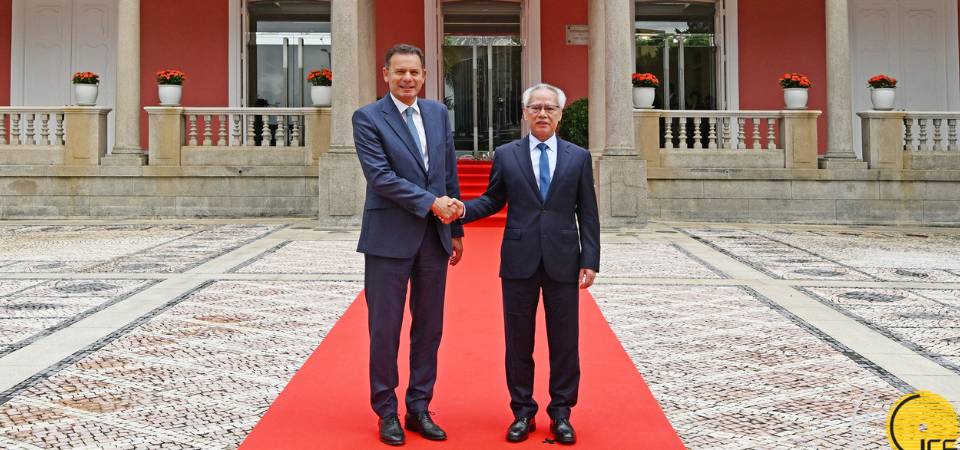 Chefe do Executivo reúne-se com o Primeiro-Ministro de Portugal