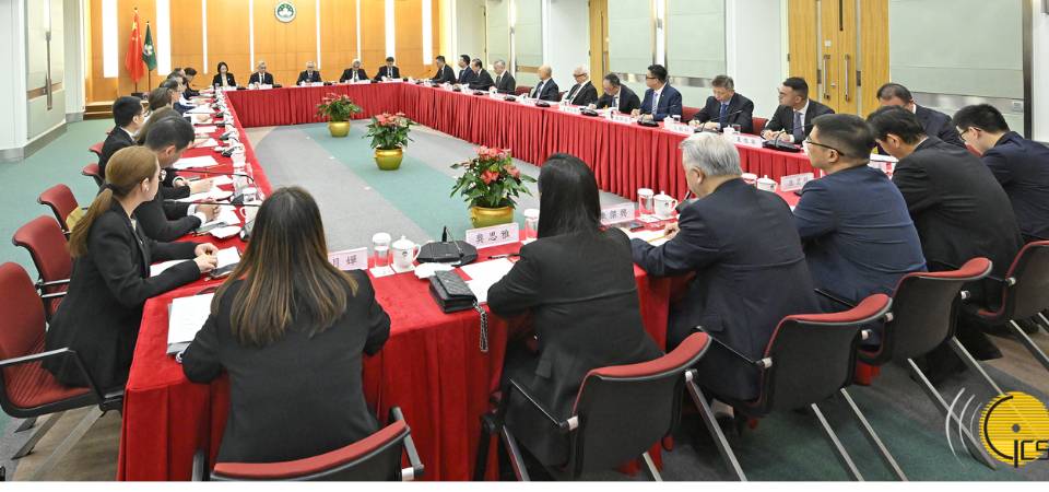 行政長官岑浩輝就制定明年施政方針聽取勞工、鄉團、社會服務社團代表意見