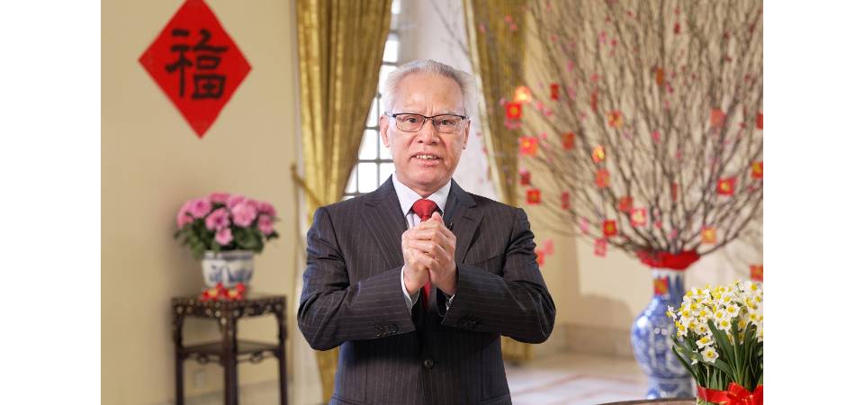 Mensagem do Ano Novo Chinês do Cavalo do Chefe do Executivo, Sam Hou Fai
