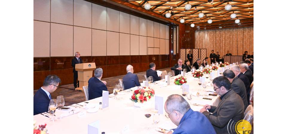 岑浩輝冀本地葡英傳媒向世界講好中國故事、澳門故事