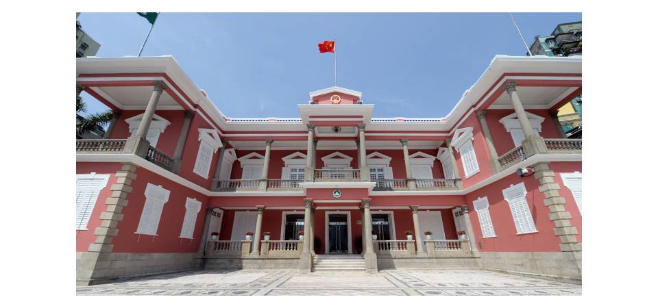 堅決貫徹總體國家安全觀 持續完善維護國安法律制度