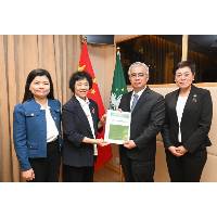 行政法務司司長黃少澤與公務人員投訴處理管理委員會成員會面