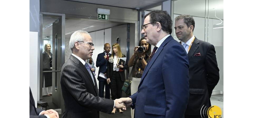 行政長官與葡萄牙經濟兼國土融合部長阿爾梅達會面