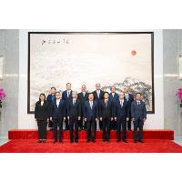 立法會主席張永春率團訪京