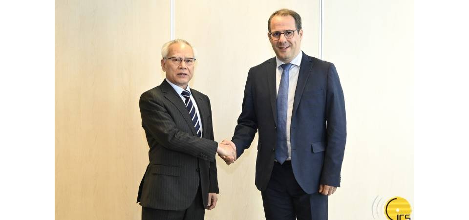 行政长官拜会比利时副首相克拉兰瓦尔