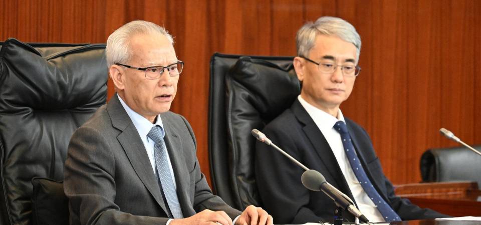 岑浩輝:上半年施政工作取得積極成效 切實做好下半年工作 奮力實現全年施政目標