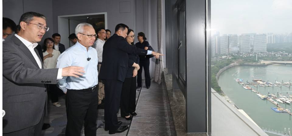 岑浩辉在福建厦门、龙岩两市考察调研