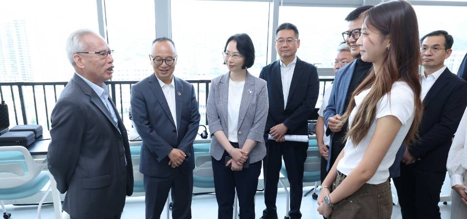 行政長官岑浩輝視察澳琴國際教育(大學)城第一期項目