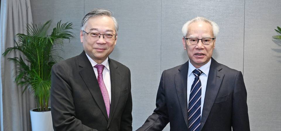 行政長官岑浩輝拜會新加坡副總理顏金勇