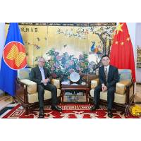 行政長官岑浩輝與中國駐東盟使團團長王擎會面