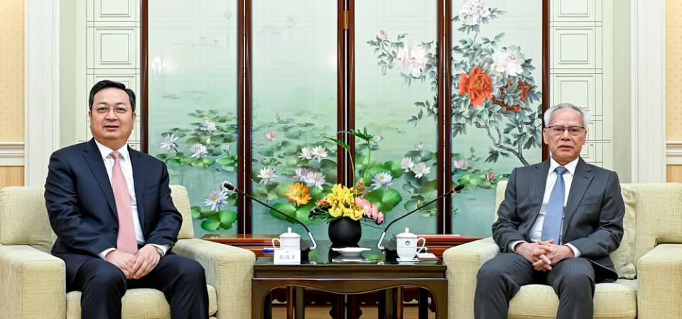 行政长官岑浩辉与河北省政协主席张国华会面